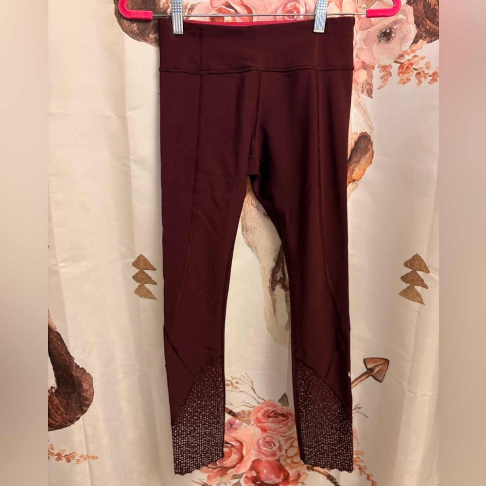 Burgundy Leggings with Patterned Hem